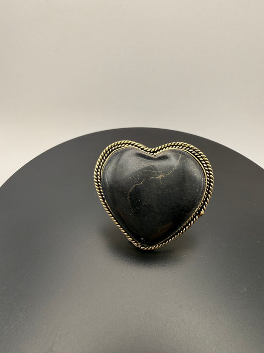 Diosa Negra — Black Onyx Heart Ring