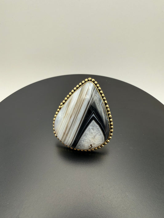 Velo — Banded Black & White Agate Teardrop Ring