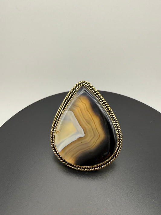 Cometa — Black & Honey Banded Agate Teardrop Ring